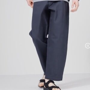 Uniqlo Wide Chino Pants size 36